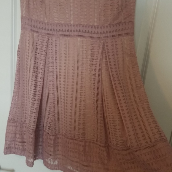 Miami fit and flare dress - Picture 3 of 5